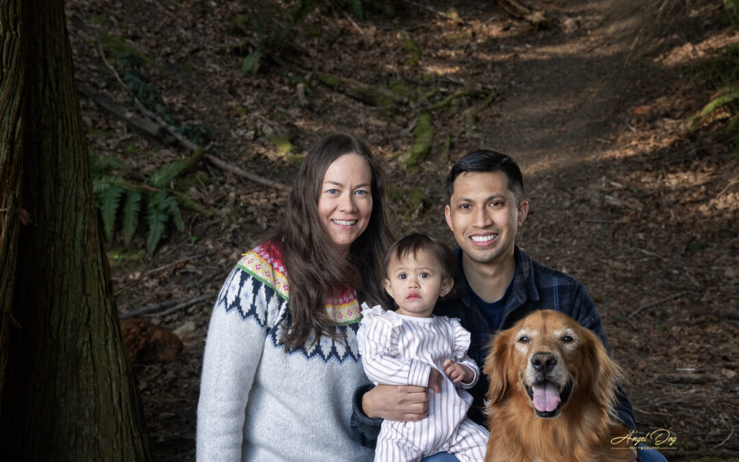 Introducing: Pet-Inclusive Family Portrait Sessions!